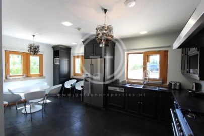 Moradia T9 para Arrendamento férias em Quarteira