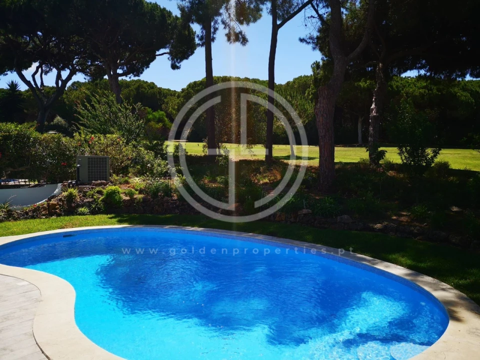 Moradia T3 para Arrendamento férias em Quarteira Foto 2