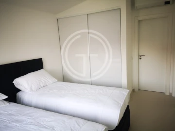 Moradia T3 para Arrendamento férias em Quarteira