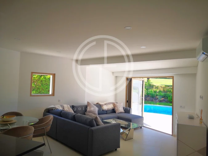 Moradia T3 para Arrendamento férias em Quarteira Foto 7