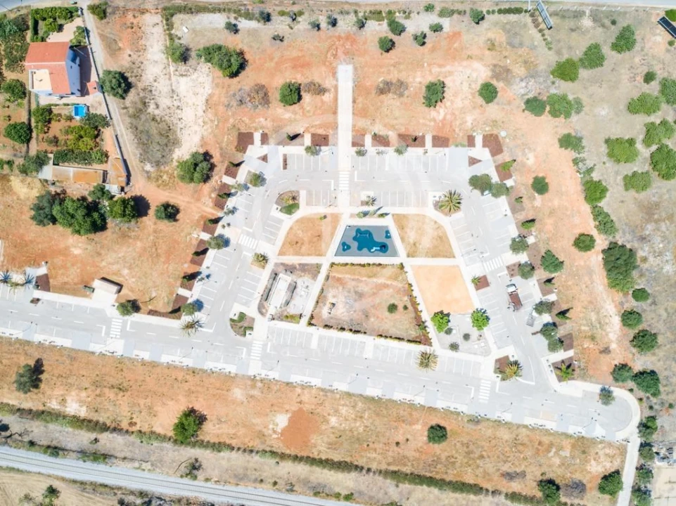 Terreno para Venda em Santa Catarina da Fonte do Bispo Foto 1