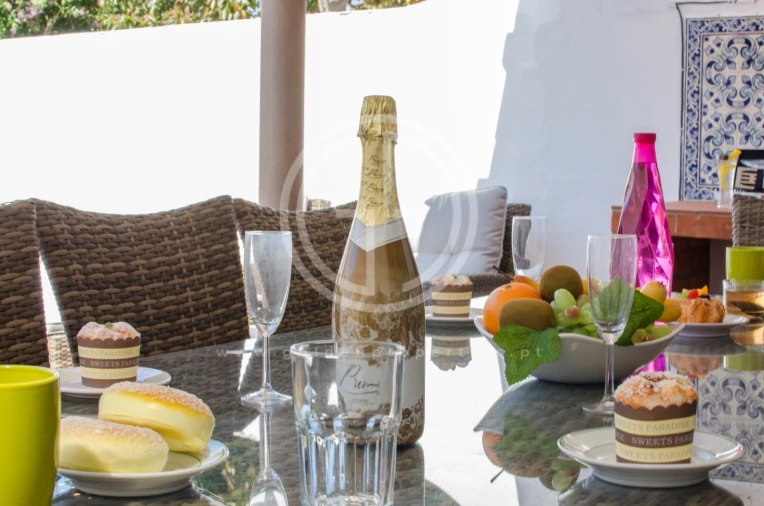 Moradia T4 para Arrendamento férias em Quarteira Foto 5