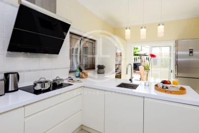 Moradia T4 para Arrendamento férias em Almancil