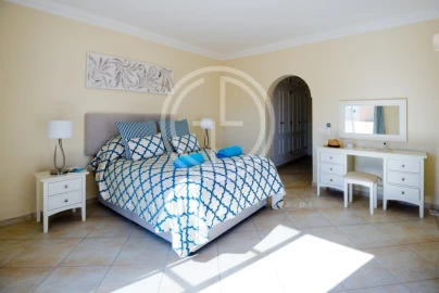 Moradia T4 para Arrendamento férias em Almancil