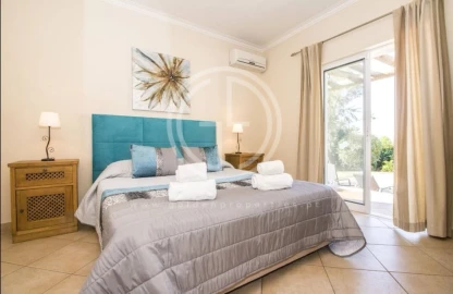 Moradia para Arrendamento férias em Quarteira