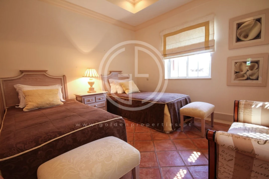 Moradia T6 para Arrendamento férias em Almancil Foto 12