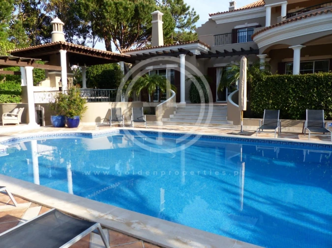 Moradia T6 para Arrendamento férias em Almancil Foto 20