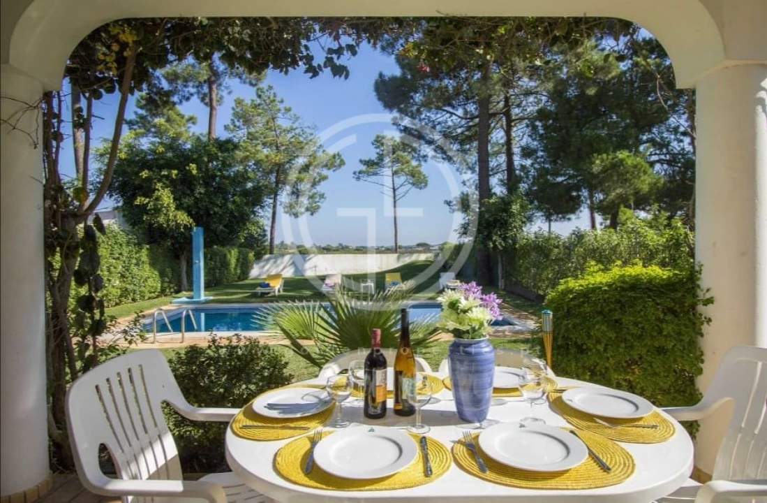 Moradia T4 para Arrendamento férias em Quarteira Foto 2