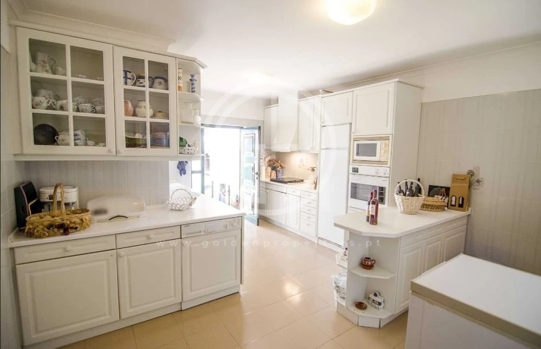 Moradia T4 para Arrendamento férias em Quarteira Foto 6