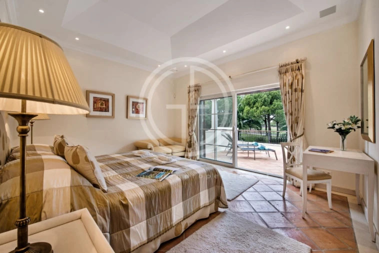 Moradia T5 para Arrendamento férias em Almancil Foto 7