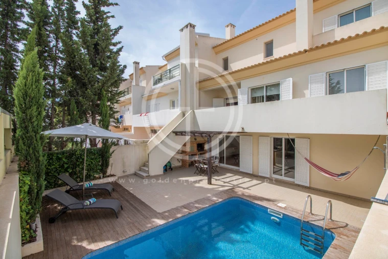 Moradia T3 para Arrendamento férias em Loule (São Clemente)