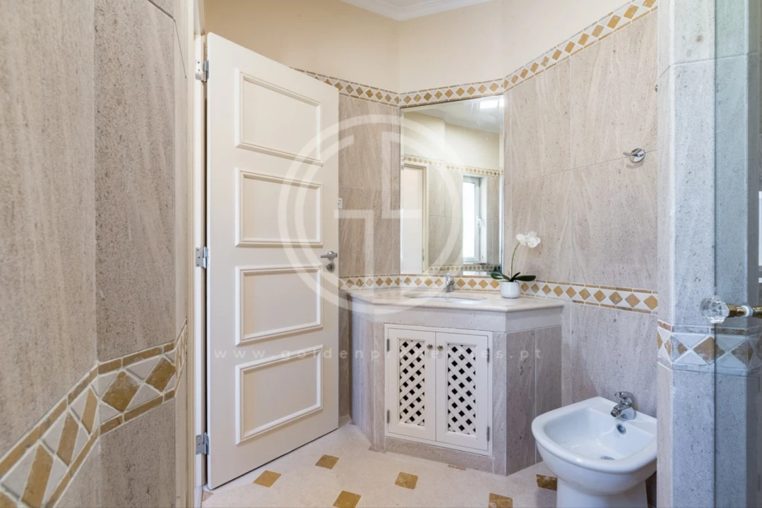 Moradia T2 para Arrendamento férias em Almancil Foto 10