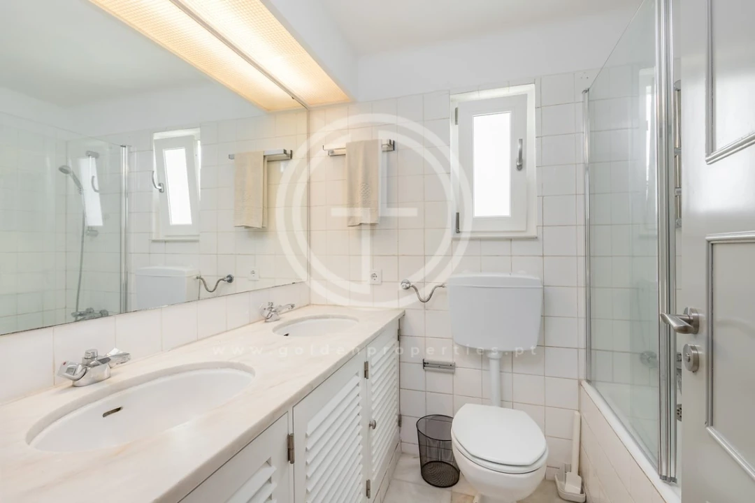 Moradia T3 para Arrendamento férias em Almancil Foto 12