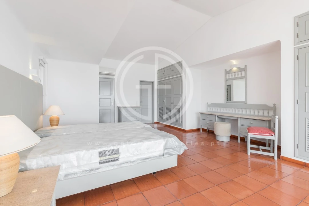 Moradia T3 para Arrendamento férias em Almancil Foto 13