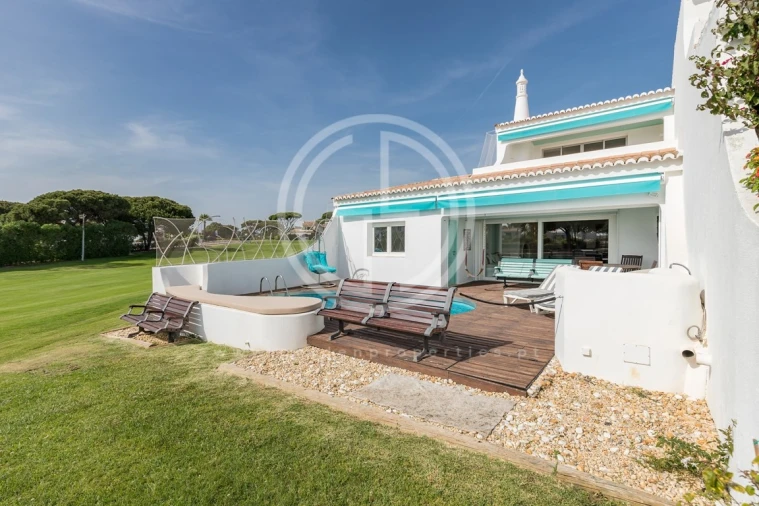 Moradia T3 para Arrendamento férias em Almancil Foto 20