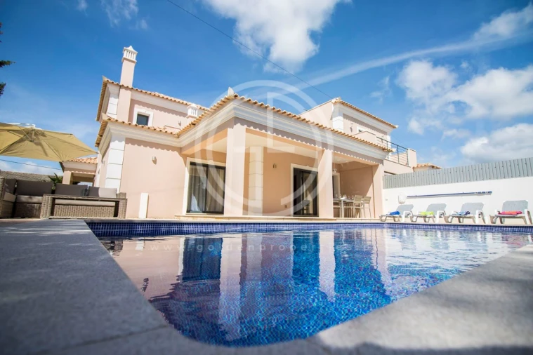 Moradia T3 para Arrendamento férias em Loule (São Clemente) Foto 2