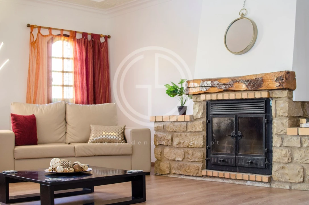 Moradia T4 para Arrendamento férias em Albufeira e Olhos de Água Foto 2