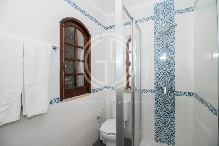 Moradia T4 para Arrendamento férias em Albufeira e Olhos de Água Foto 18