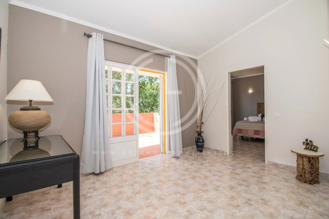 Moradia T3 para Arrendamento férias em Almancil Foto 8