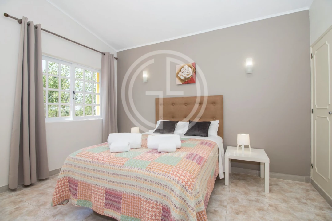 Moradia T3 para Arrendamento férias em Almancil Foto 9