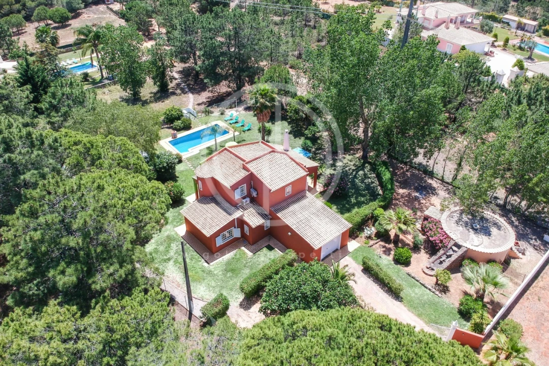 Moradia T3 para Arrendamento férias em Almancil Foto 24