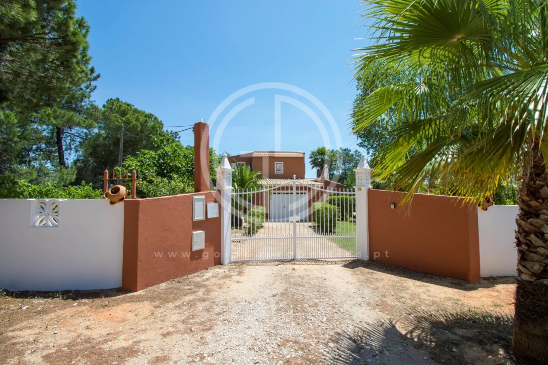 Moradia T3 para Arrendamento férias em Almancil Foto 25