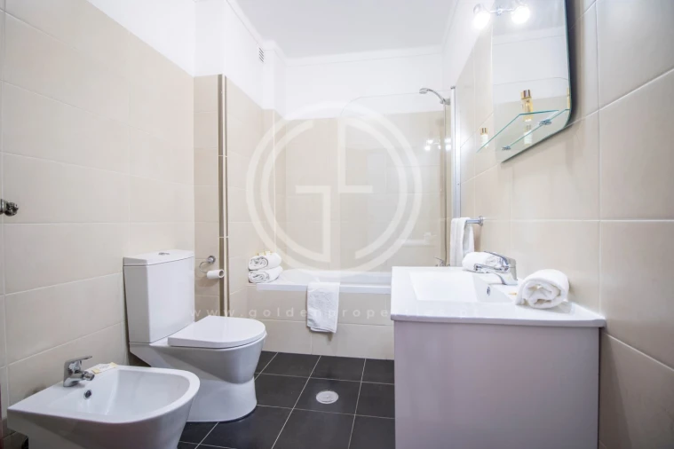 Moradia T4 para Arrendamento férias em Quarteira Foto 12