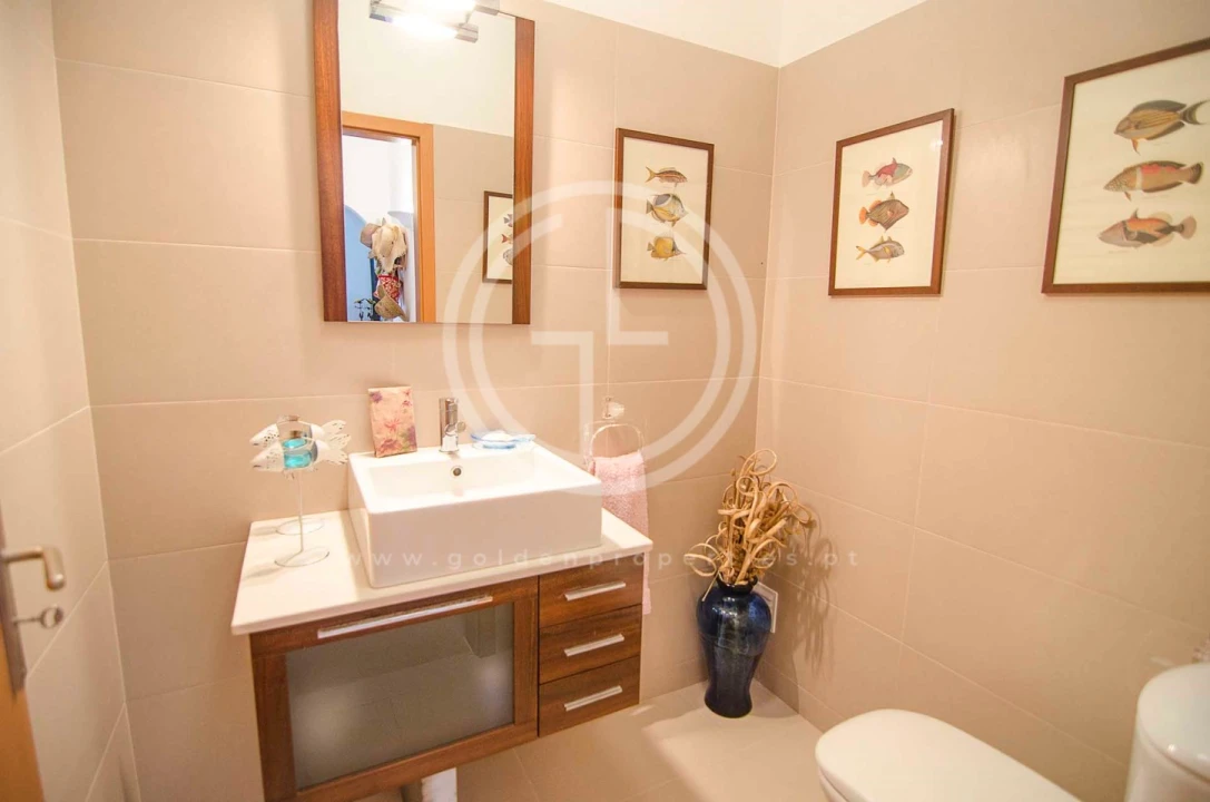 Moradia T4 para Arrendamento férias em Quarteira Foto 15