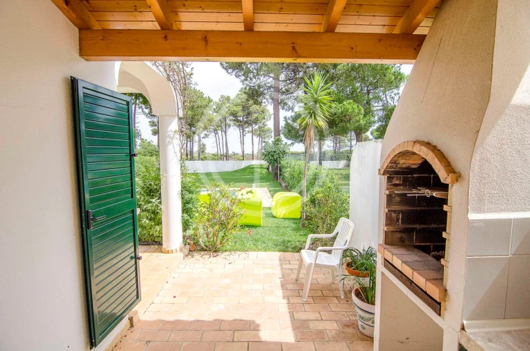 Moradia T4 para Arrendamento férias em Quarteira Foto 20