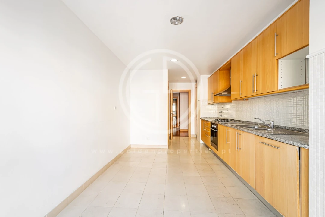 Apartamento T3 para Venda em Albufeira e Olhos de Água Foto 5