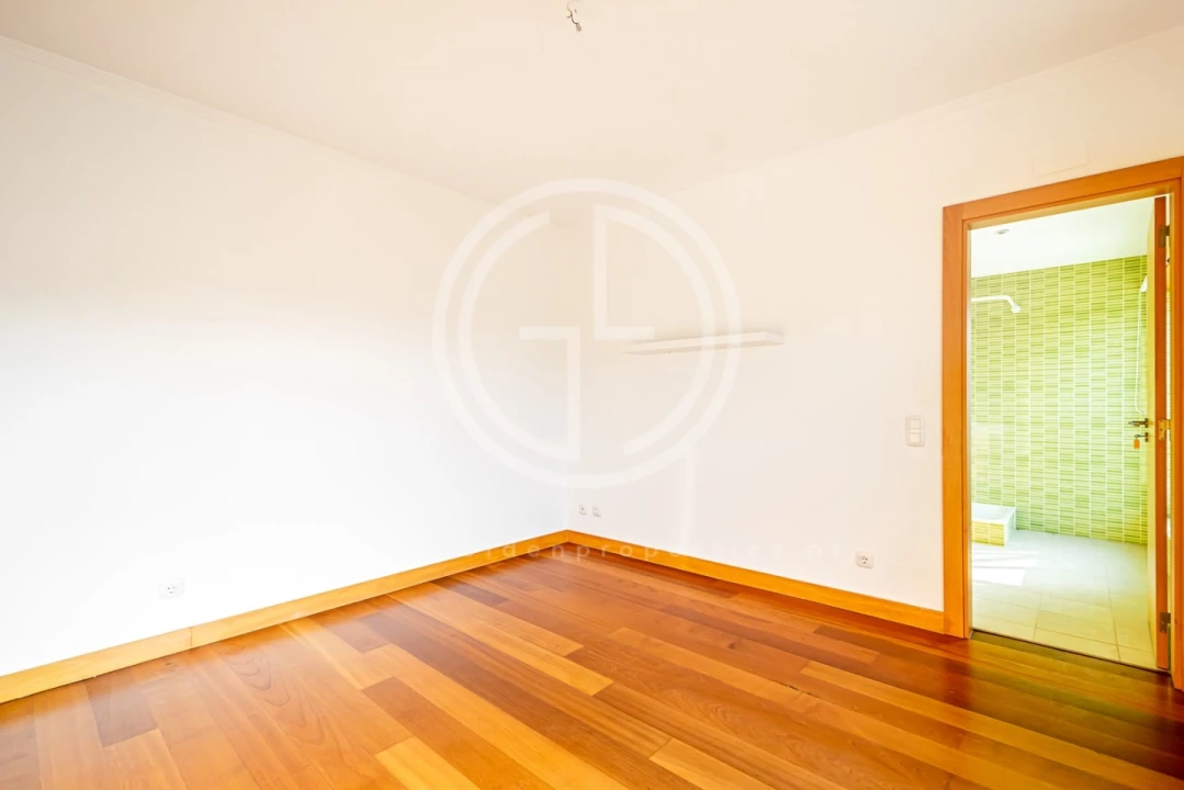 Apartamento T3 para Venda em Albufeira e Olhos de Água Foto 13