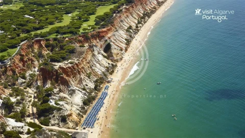 Apartamento T3 para Venda em Albufeira e Olhos de Água