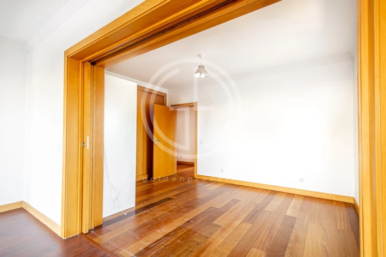 Apartamento T3 para Venda em Albufeira e Olhos de Água Foto 4