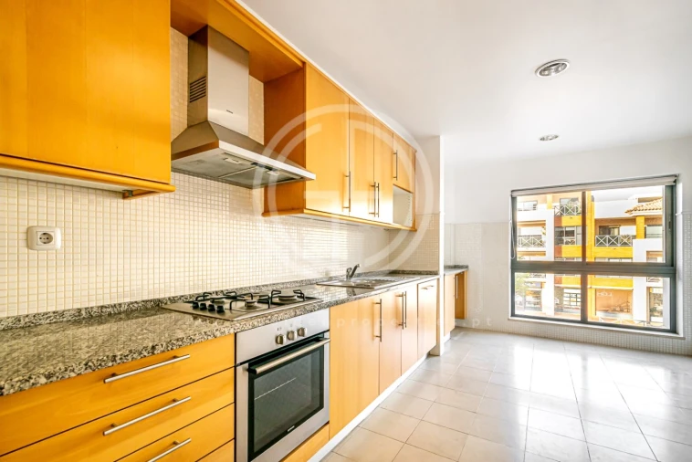 Apartamento T3 para Venda em Albufeira e Olhos de Água Foto 3