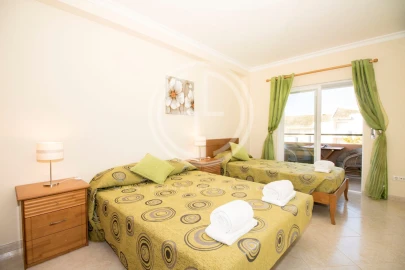 Apartamento T3 para Arrendamento férias em Quarteira