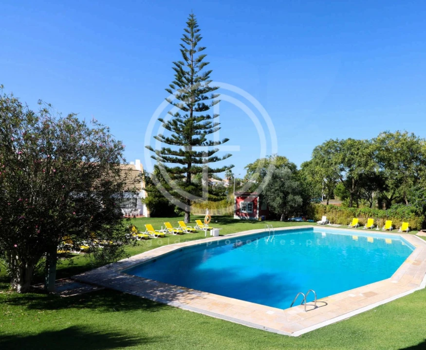 Moradia T3 para Arrendamento férias em Quarteira Foto 1