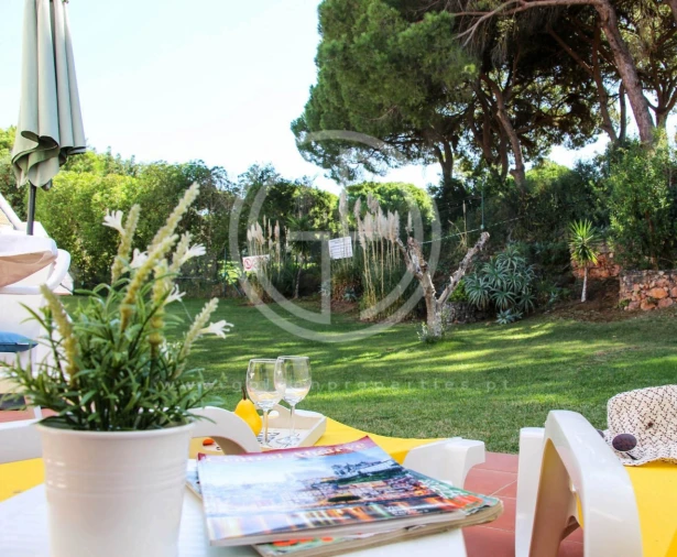 Moradia T3 para Arrendamento férias em Quarteira Foto 3