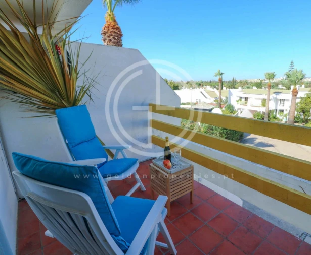 Moradia T3 para Arrendamento férias em Quarteira Foto 15