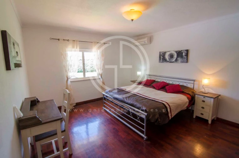 Moradia T3 para Arrendamento férias em Quarteira Foto 5