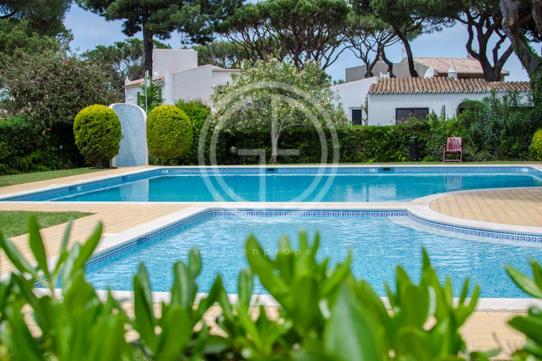 Apartamento T1 para Arrendamento férias em Quarteira Foto 19