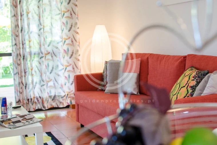 Apartamento T1 para Arrendamento férias em Quarteira Foto 3