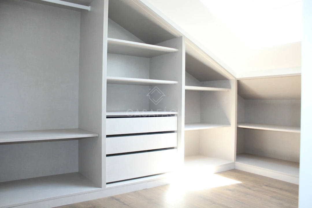 Apartamento T4 para Venda em Alcochete Foto 37