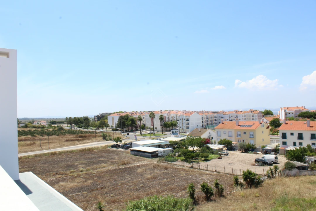 Apartamento T4 para Venda em Alcochete Foto 40