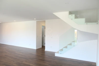 Apartamento T4 para Venda em Alcochete