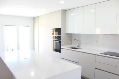 Apartamento T4 para Venda em Alcochete