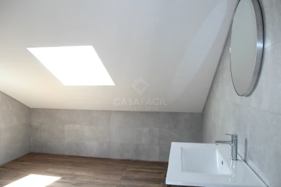 Apartamento T4 para Venda em Alcochete
