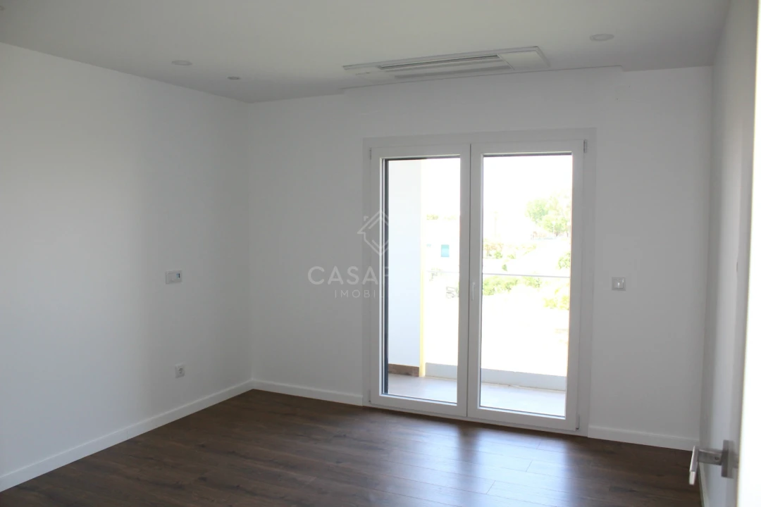 Apartamento T4 para Venda em Alcochete Foto 16
