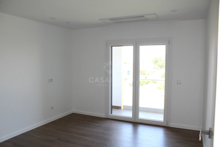 Apartamento T4 para Venda em Alcochete Foto 16