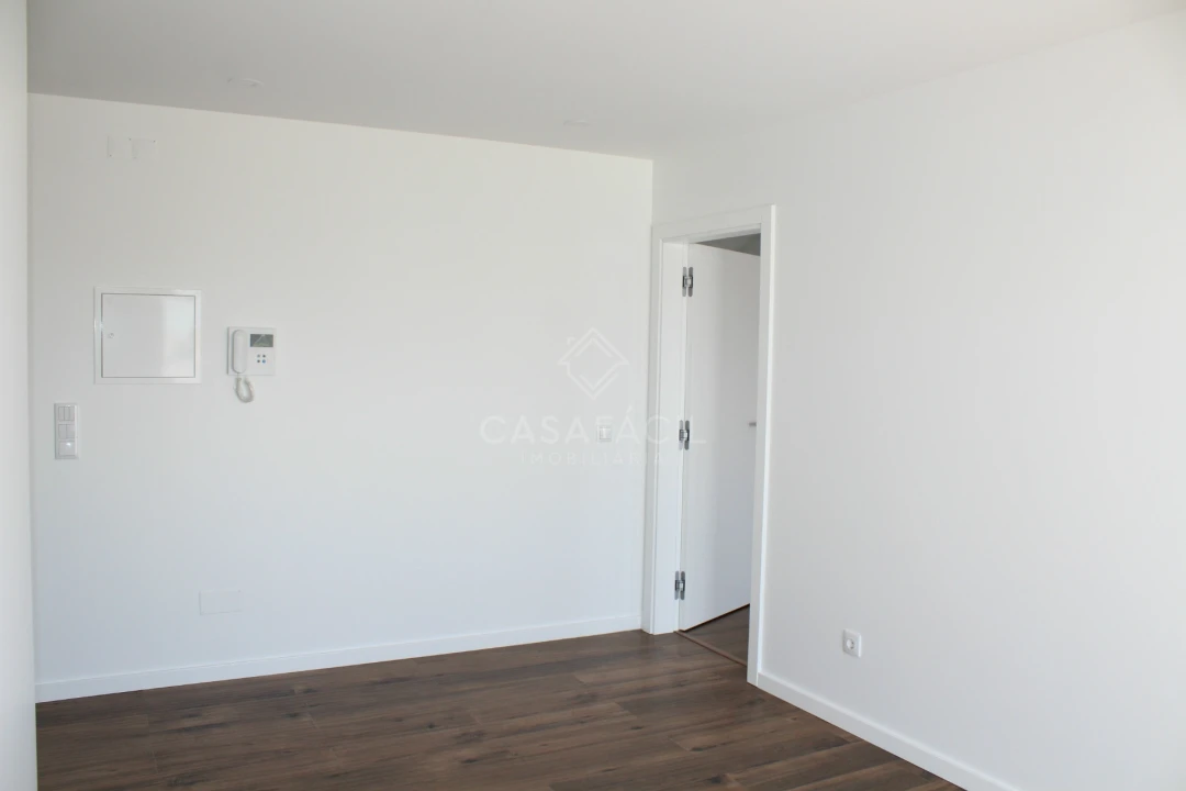 Apartamento T4 para Venda em Alcochete Foto 30