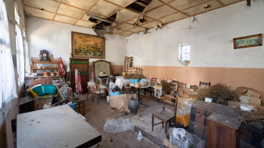 Moradia T4 para Venda em Bornes de Aguiar Foto 14